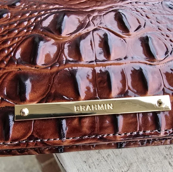 Brahmin Pecan Ady Wallet - Picture 4 of 9